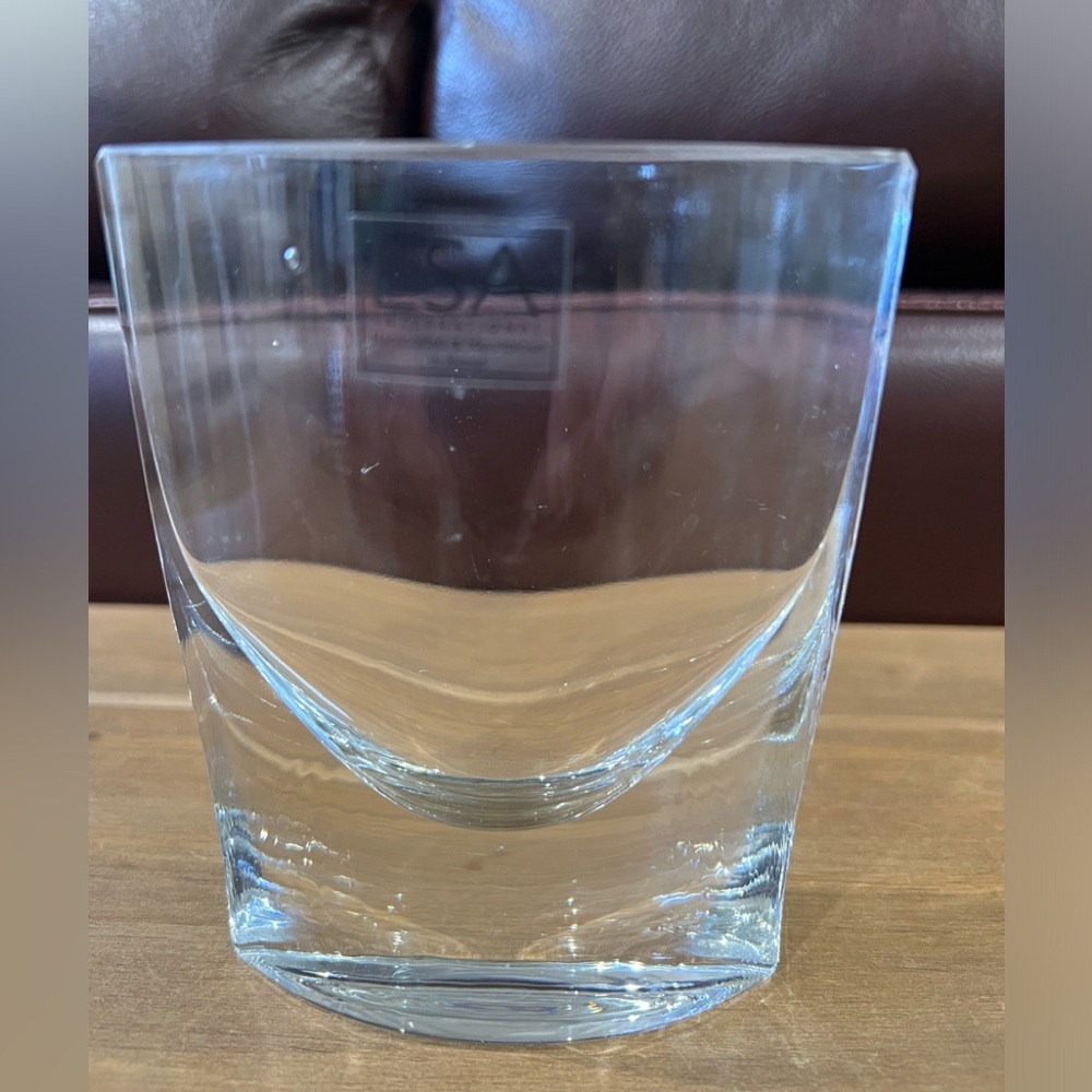 LSA INTERNATIONAL crystal pocket vase on perfect condition. Beautiful piece!